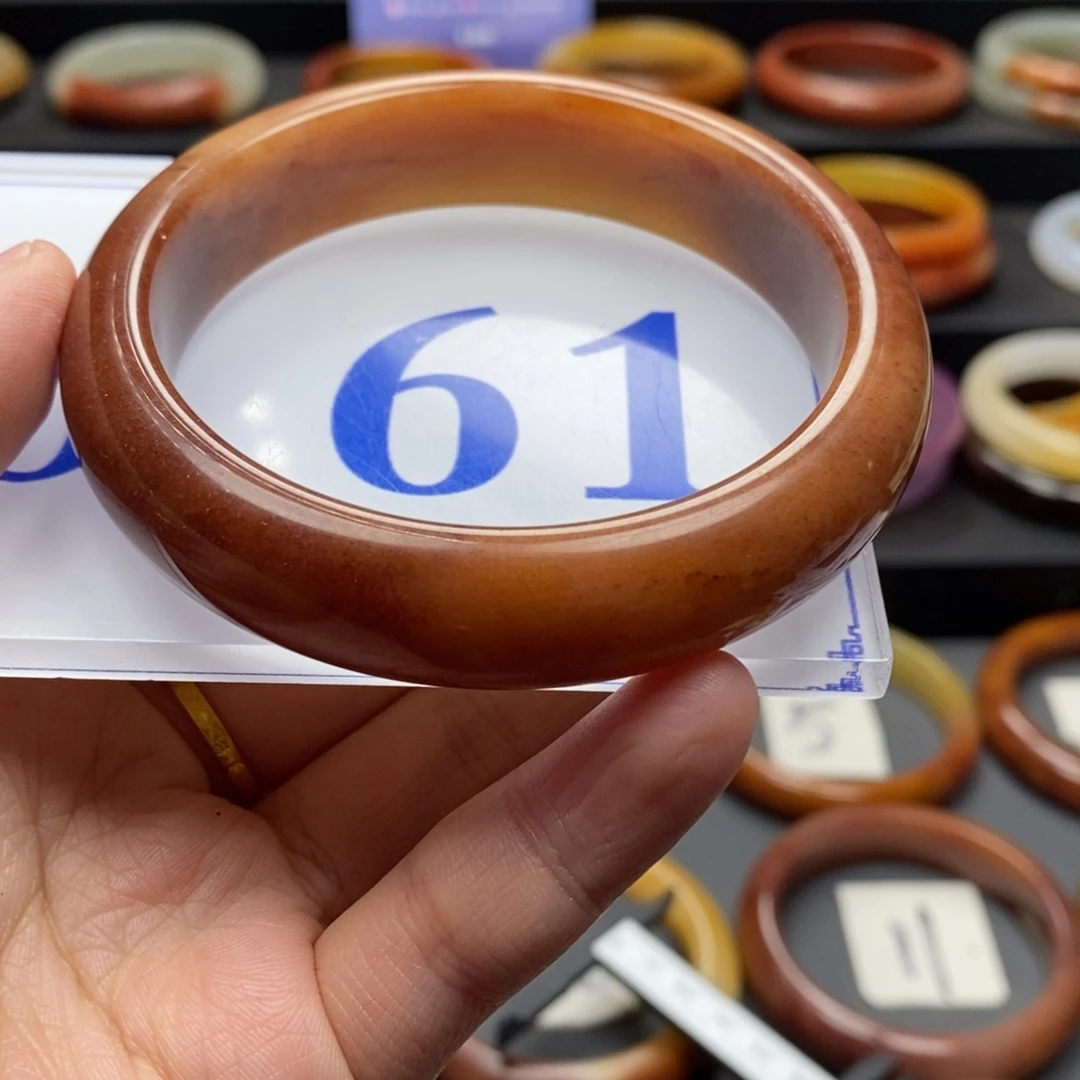 石英质玉（黄龙玉）手镯未镶嵌