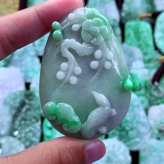 翡翠未镶嵌吊坠(不含链)