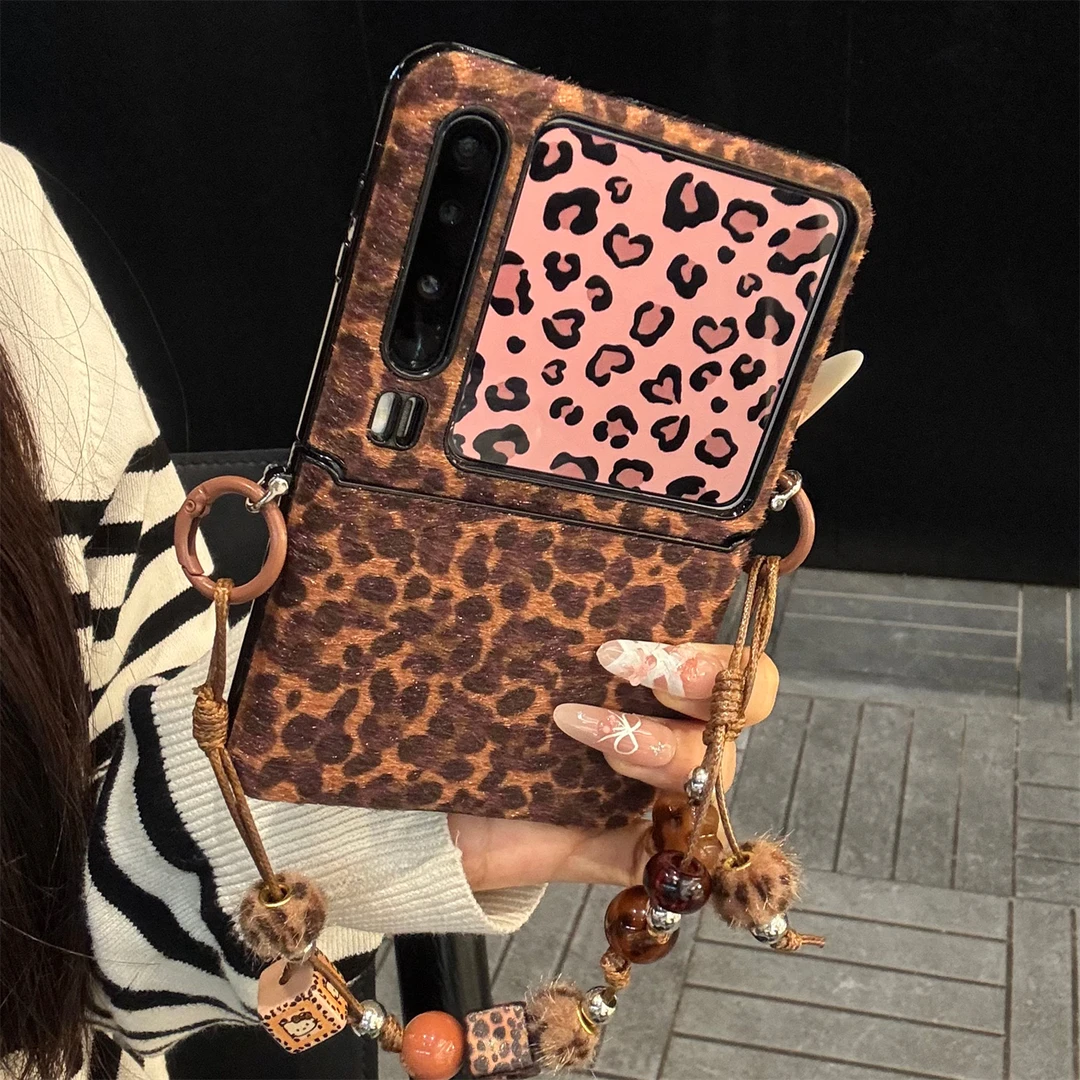适用华为purax典藏版折叠屏手机壳pocket2棕色皮纹毛绒豹纹链条女