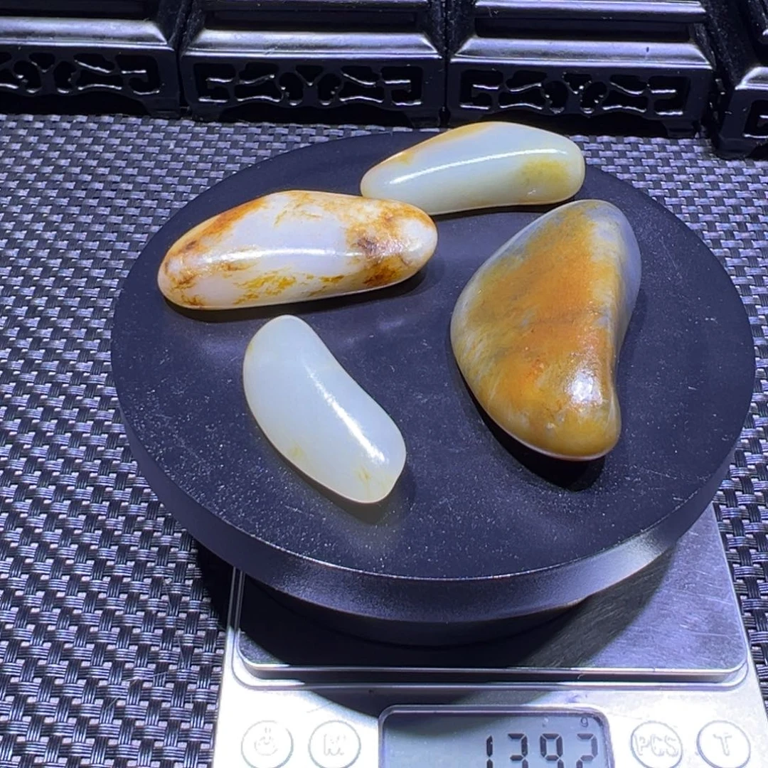 和田玉（子料）未镶嵌吊坠(不含链)139克