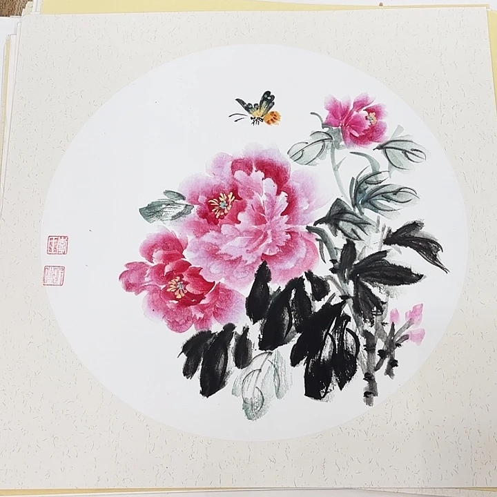国画花鸟的翅膀和翅膀是一个很