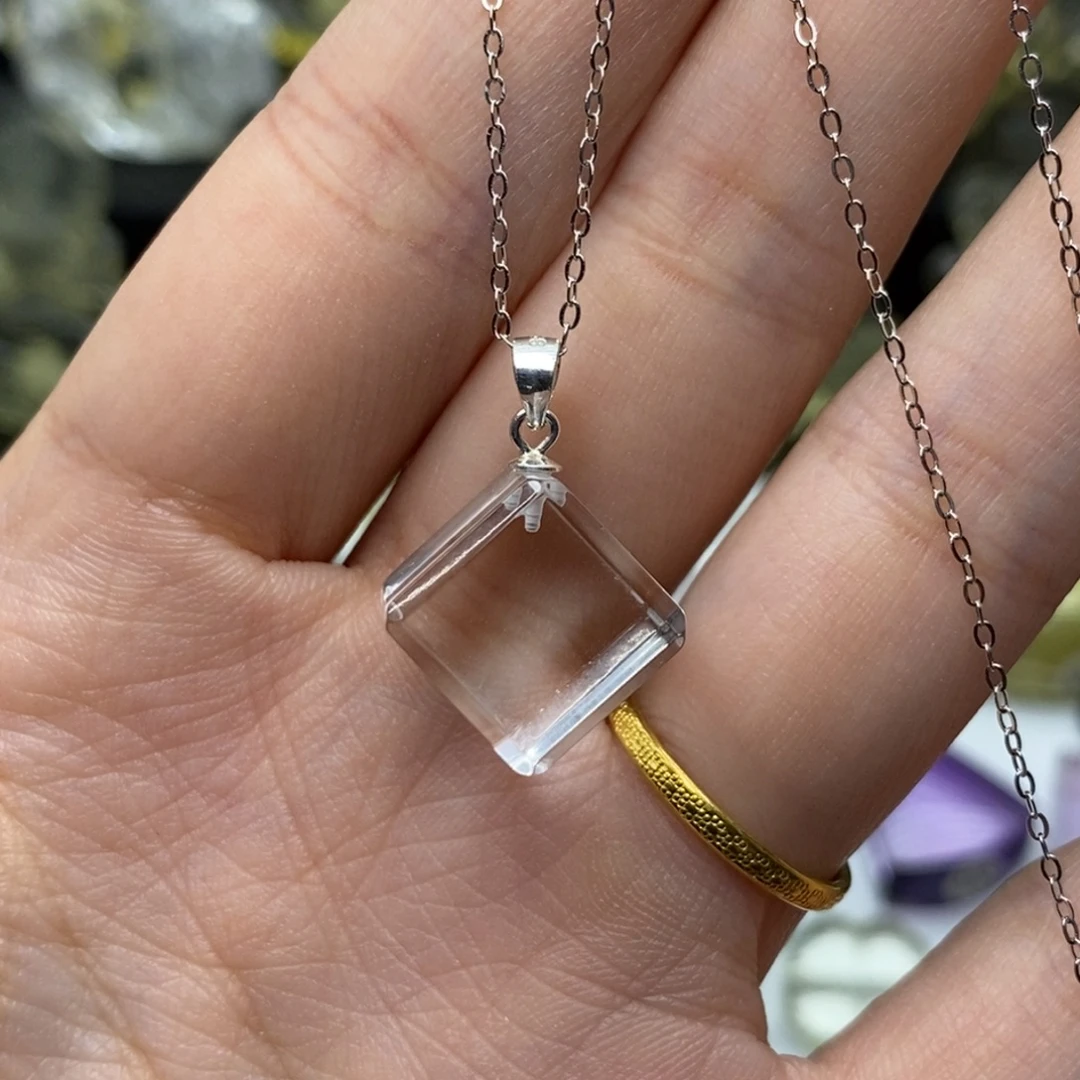 非金属方糖吊坠白水