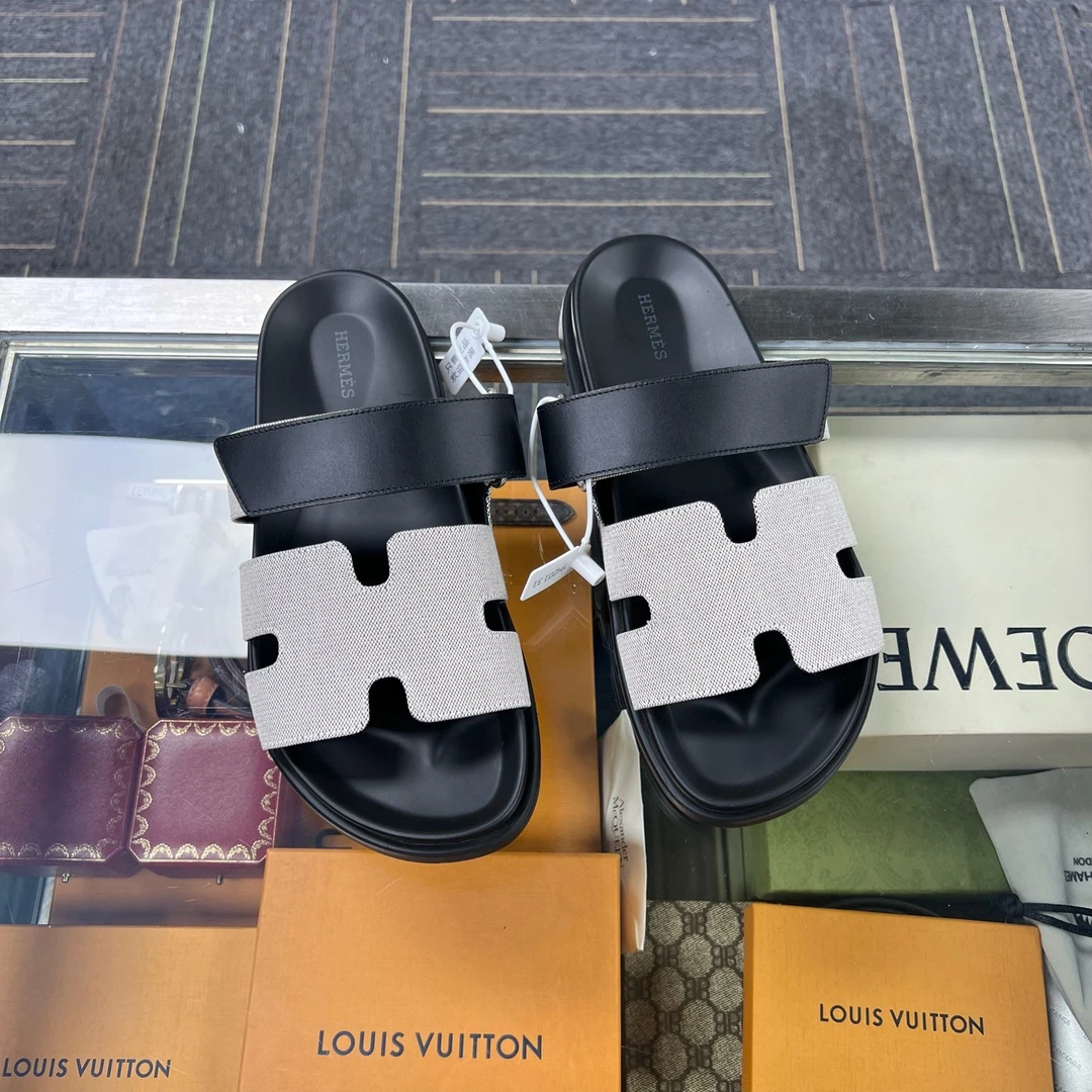 99新 Hermes/爱马仕 二舅拖鞋 40码 YH20131