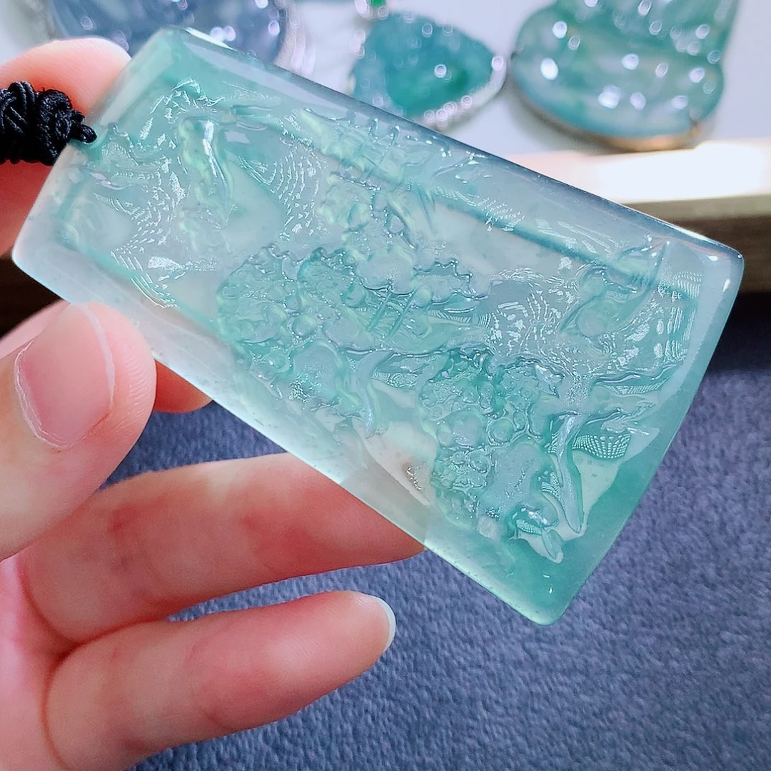 颈饰未镶嵌翡翠翡翠