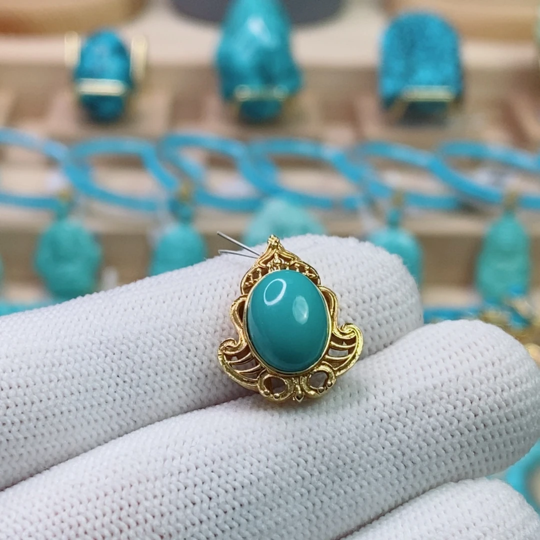 绿松石18K金镶嵌珠宝奇石