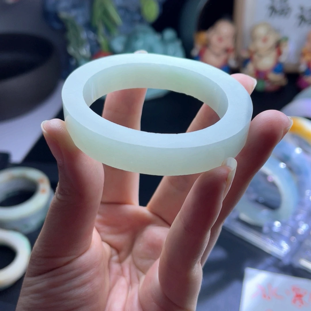 定制翡翠未镶嵌天然翡翠手镯定制