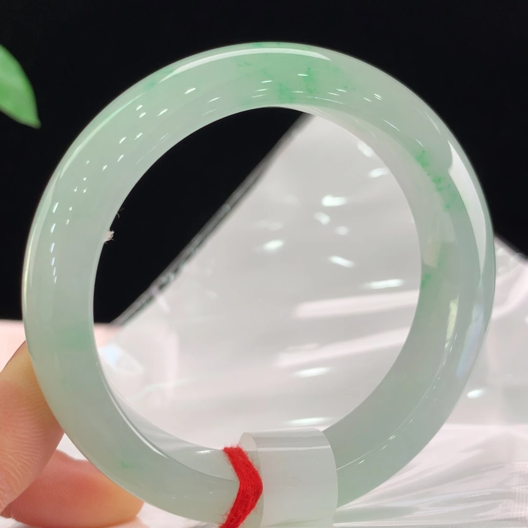 翡翠手镯未镶嵌111-0360