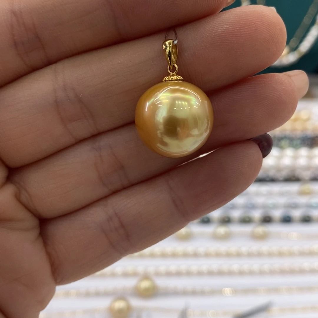 海水珍珠颈饰18K金镶嵌15-16m m