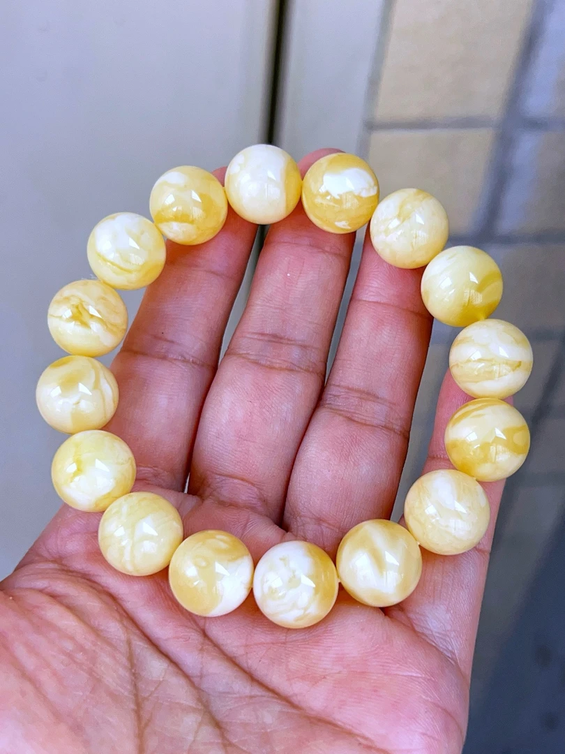 13+俄料白花蜡精工圆珠手串