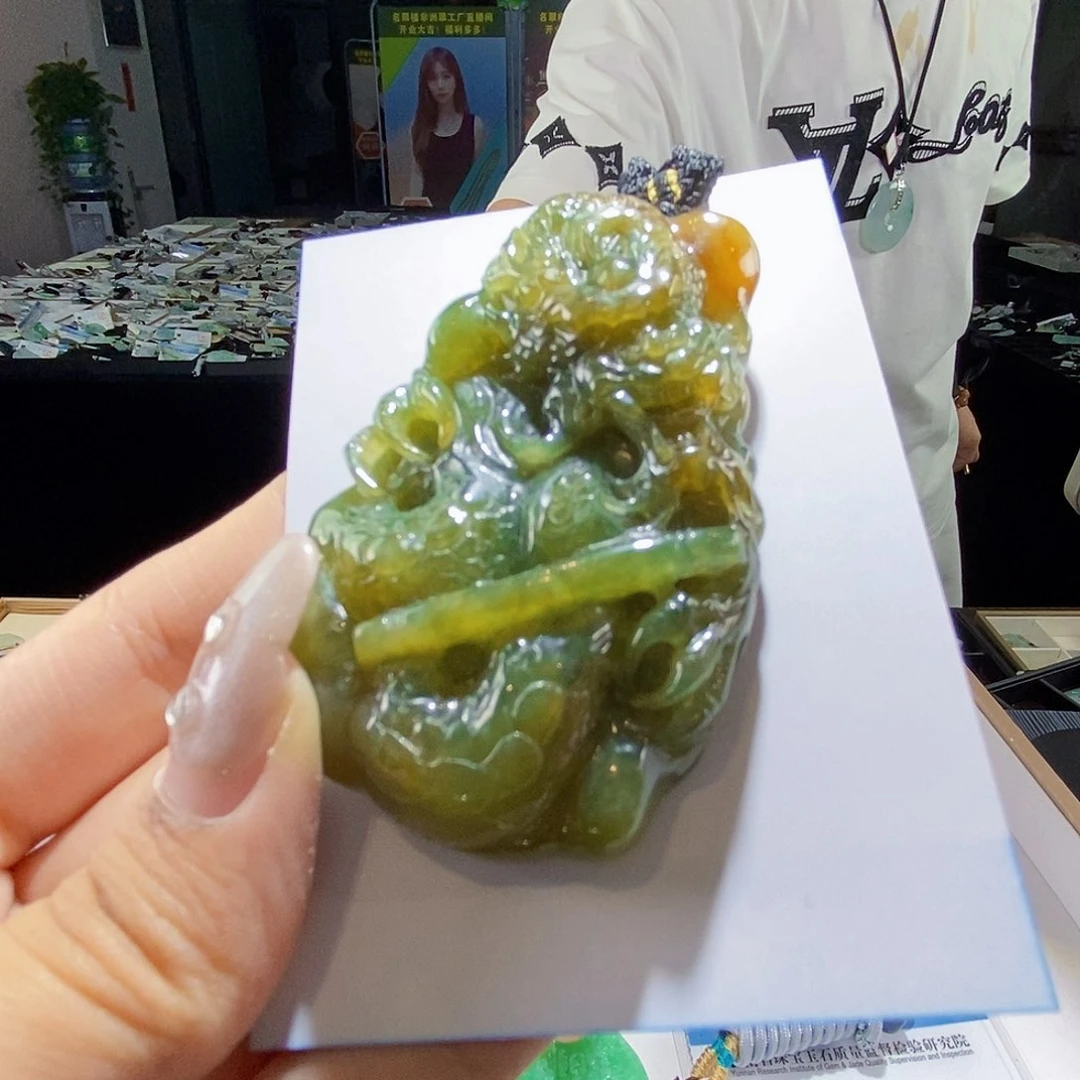颈饰未镶嵌翡翠翡翠