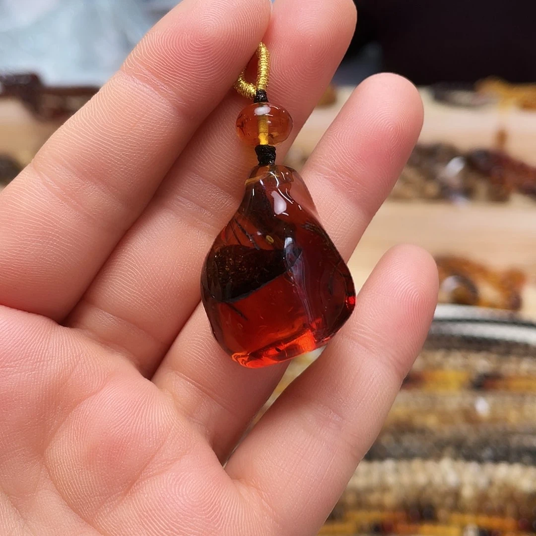 未镶嵌琥珀裸石大