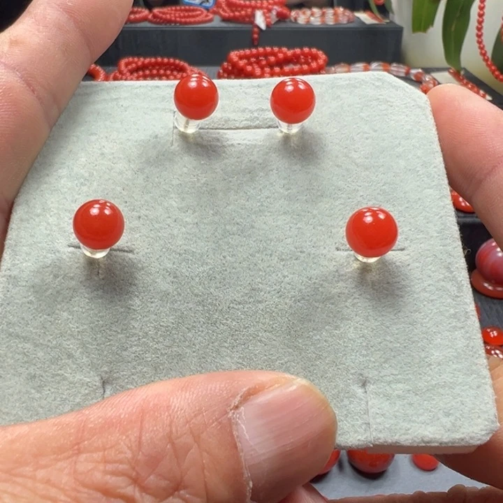 南红玛瑙天然原矿18K金镶嵌念*悠