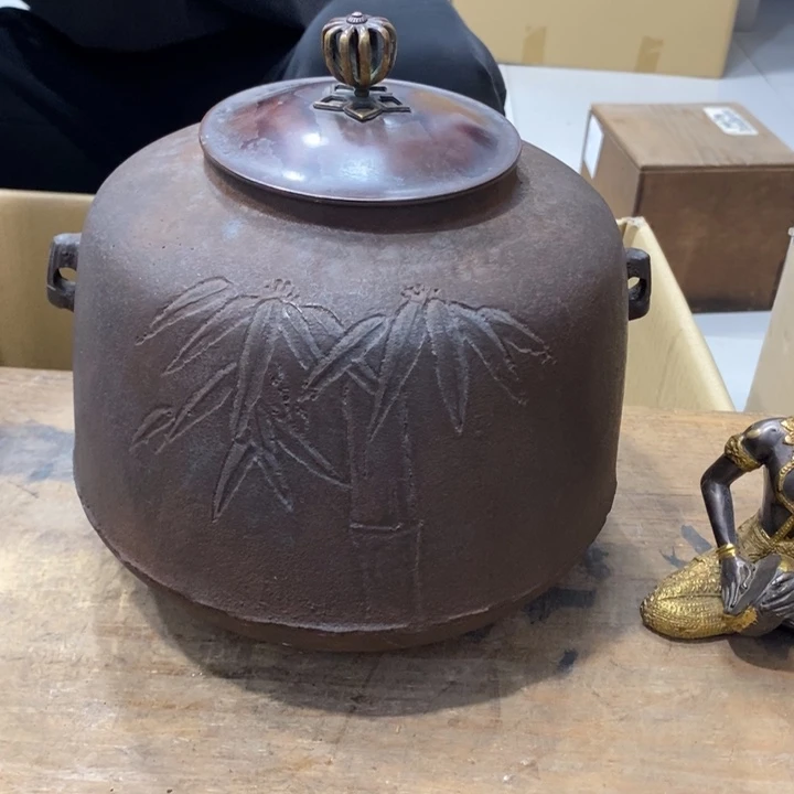 哈哈哈哈哈哈哈哈哈M****E