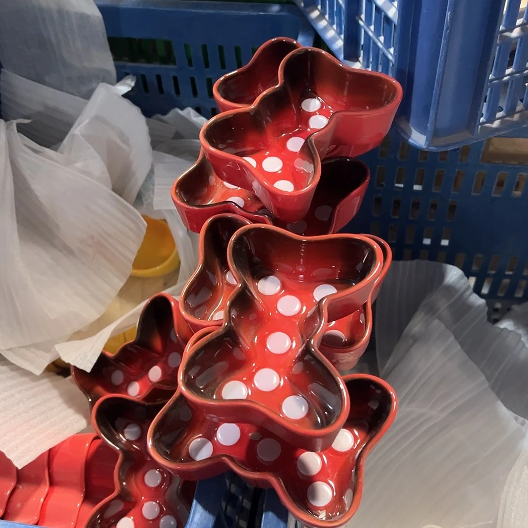 陶瓷 微 米奇蝴蝶结红色6个