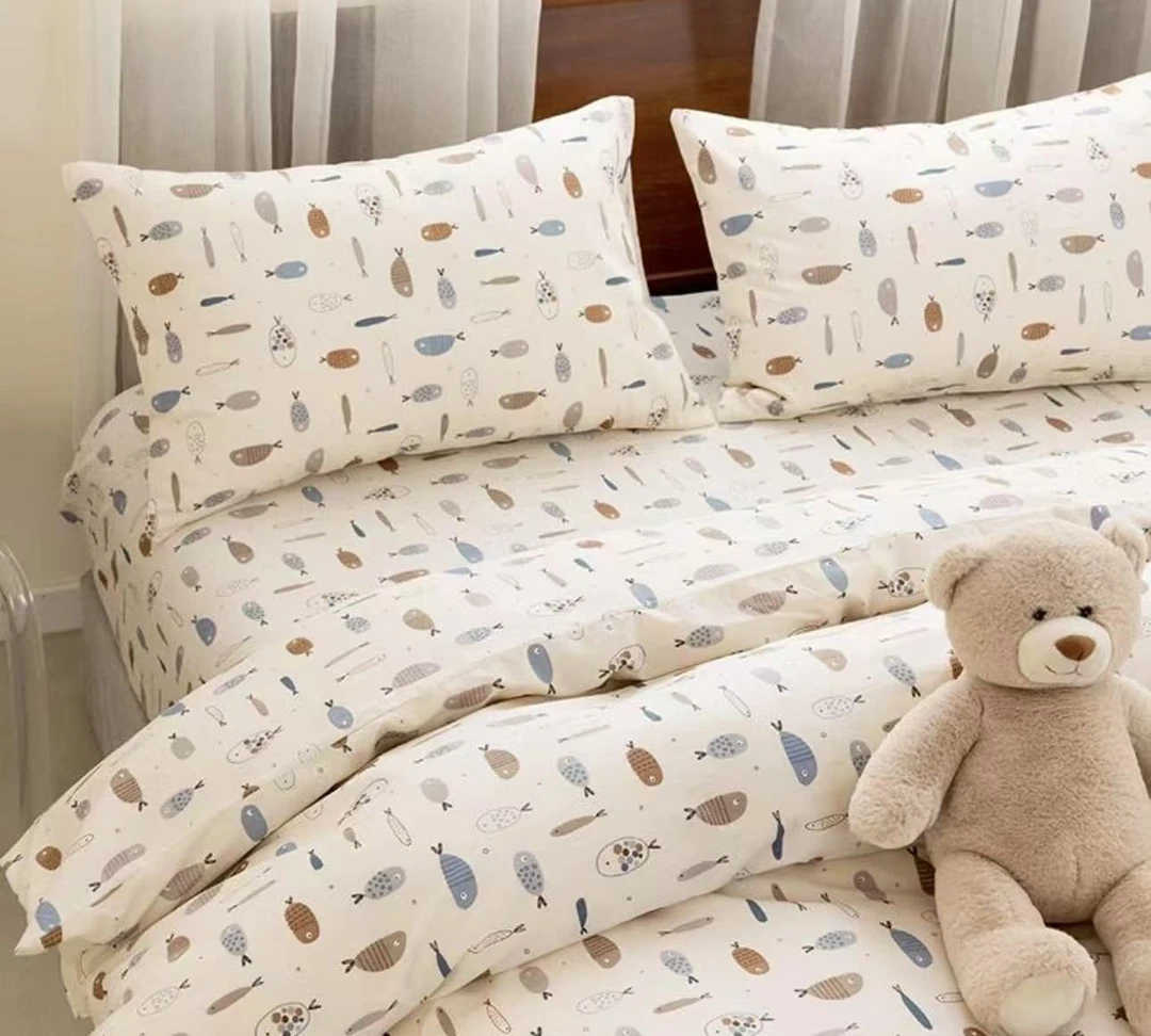 鱼多多-新款ins风多彩小鱼枕套48*74cm（±5cm）