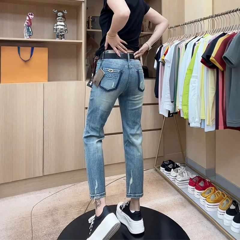 秋季新款复古百搭窄版直筒牛仔裤子大码女装弹力修身磨破烟管裤女