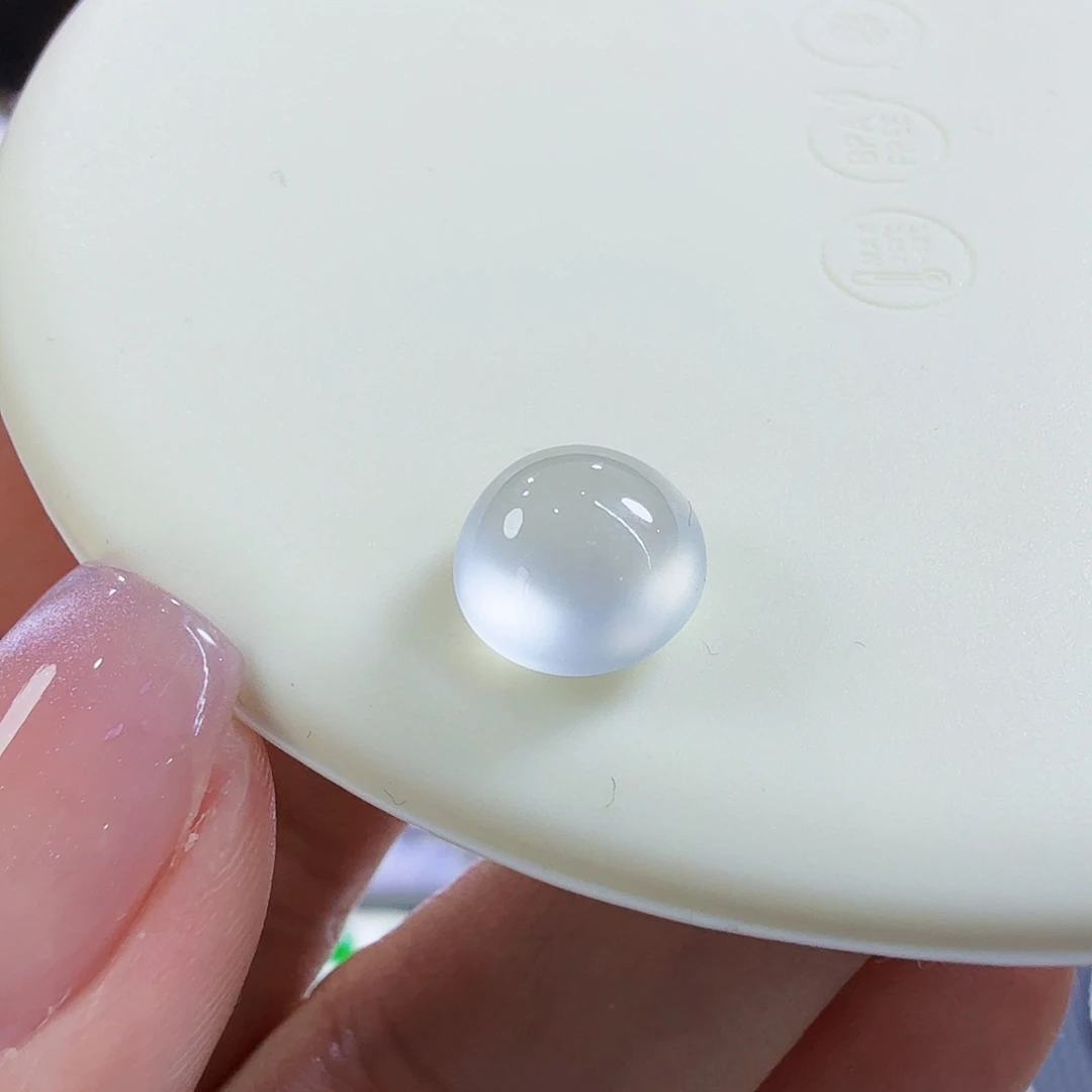 翡翠未镶嵌颈饰裸石