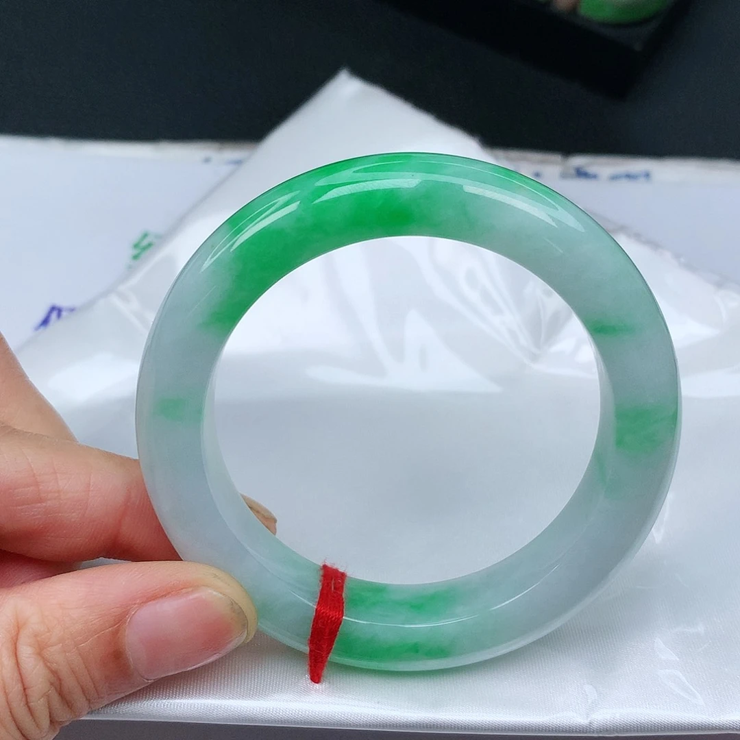 翡翠手镯未镶嵌缅甸天然52/53