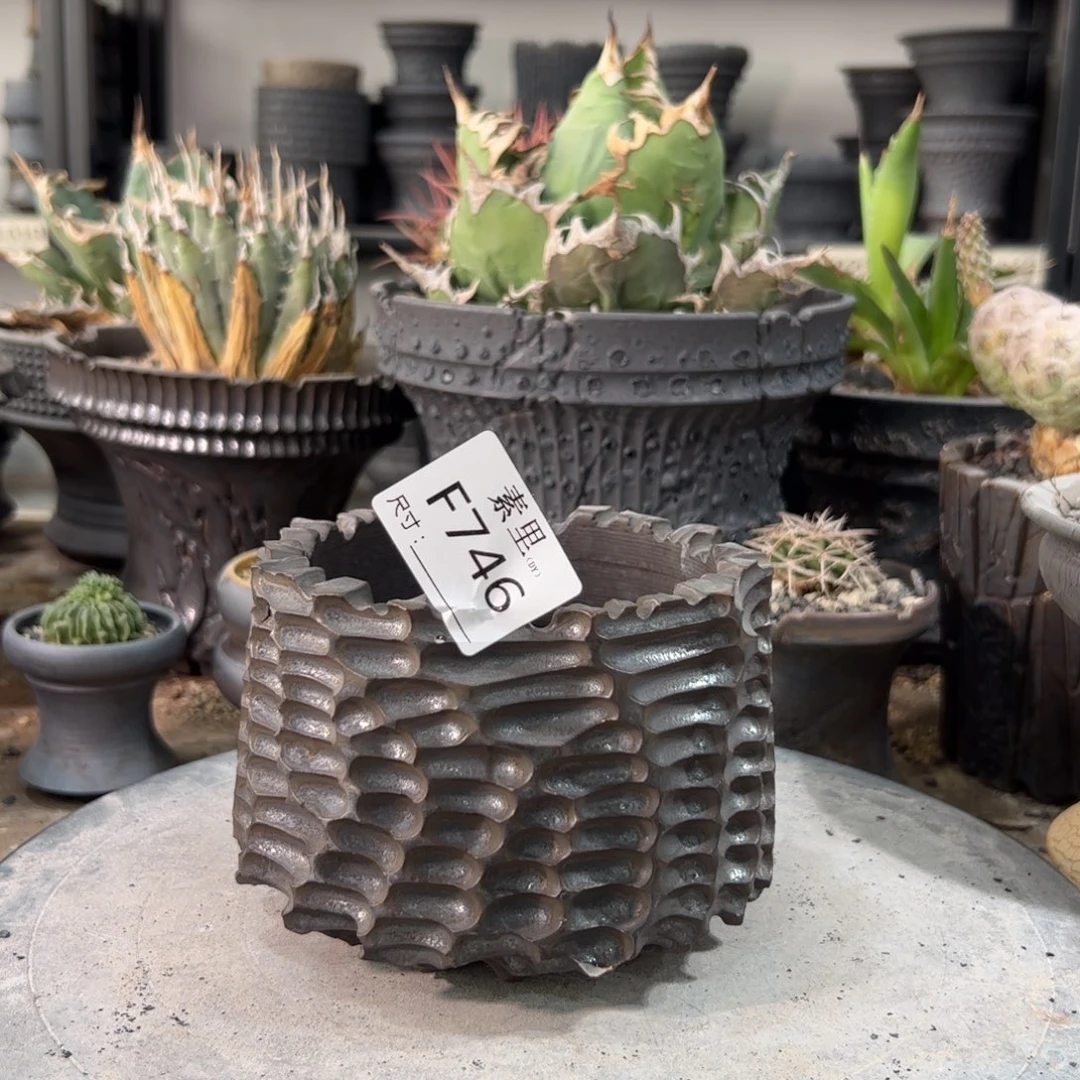 景德镇手工素里内口10高9.5瑕疵