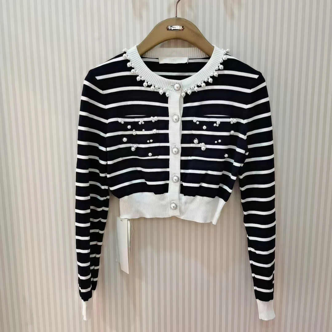 INS2024年春季时尚针织开衫4241369551