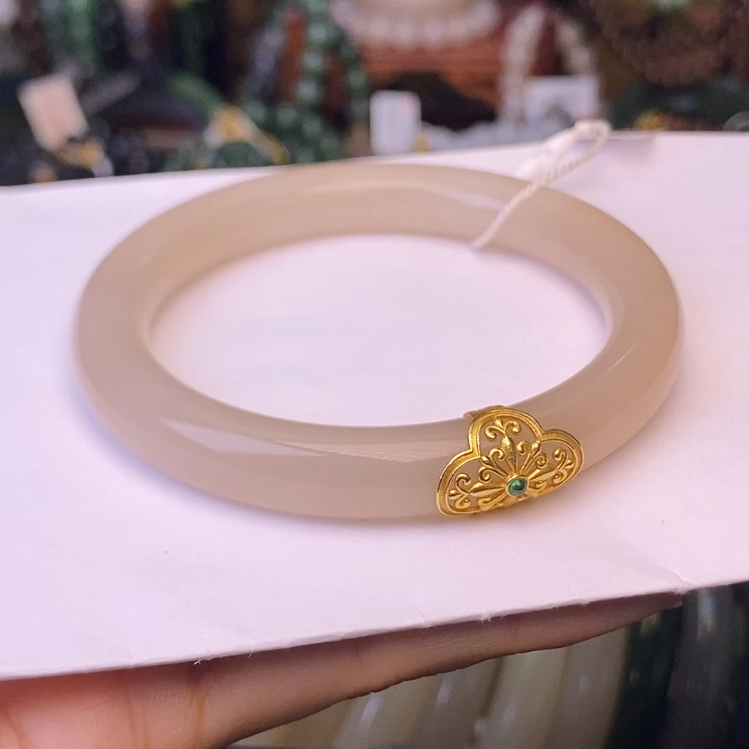 和田玉手镯未镶嵌58 熟藕粉脂膏级手镯天花板