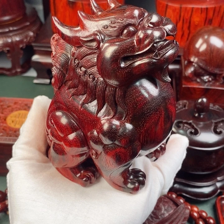 杨***辉小叶紫檀其他（檀香紫檀）