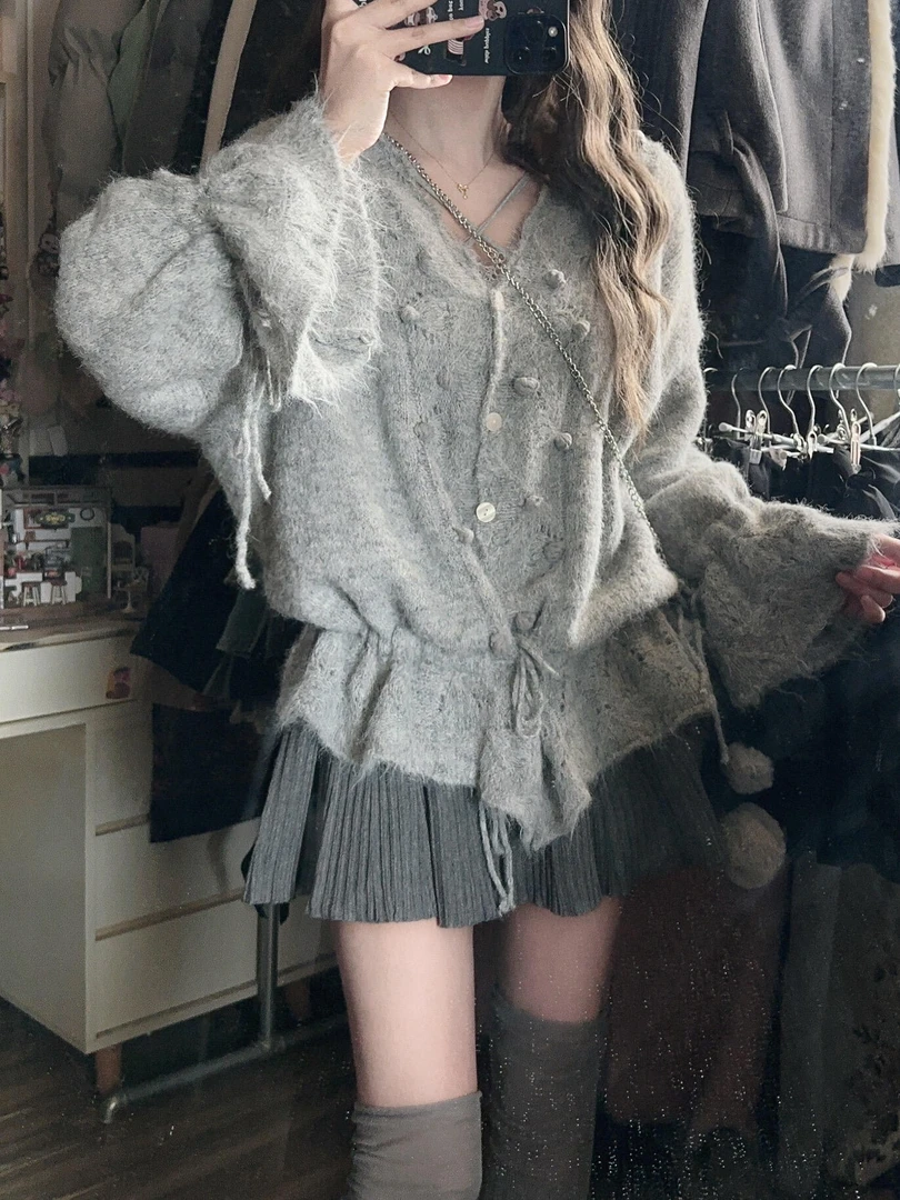 灰色v领镂空毛衣开衫外套女秋季宽松慵懒风抽绳长袖针织衫女上衣