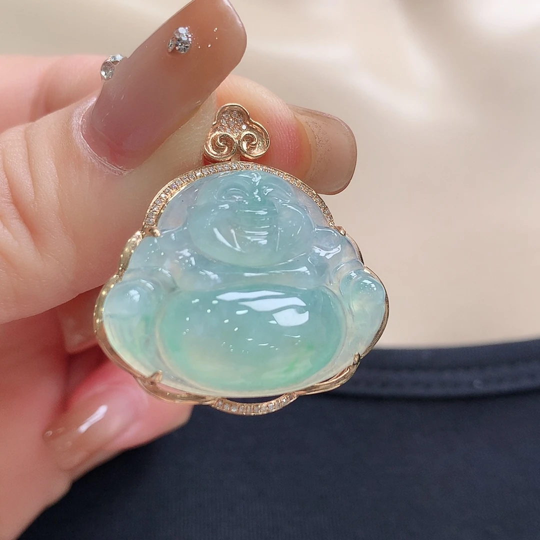 时***~翡翠18K金镶嵌颈饰佛公