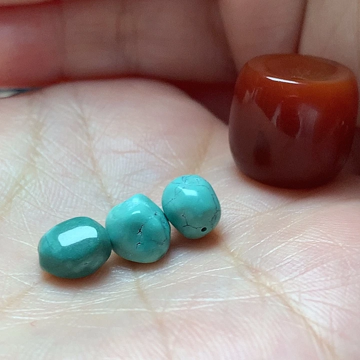 要***管未镶嵌原矿玛瑙/玉髓