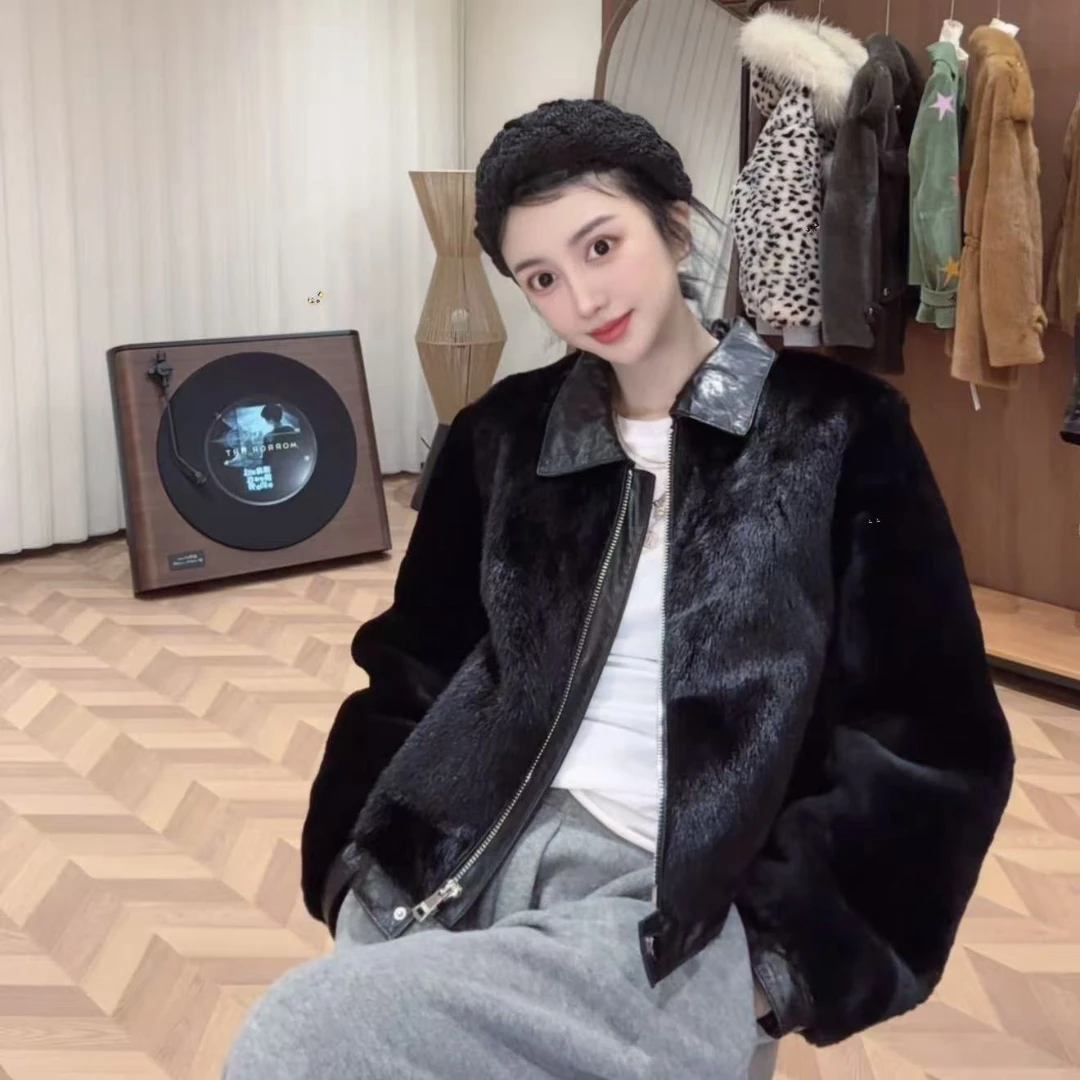 郭夫人 | 2025女短款休闲风常规长袖皮毛一体外套-25881