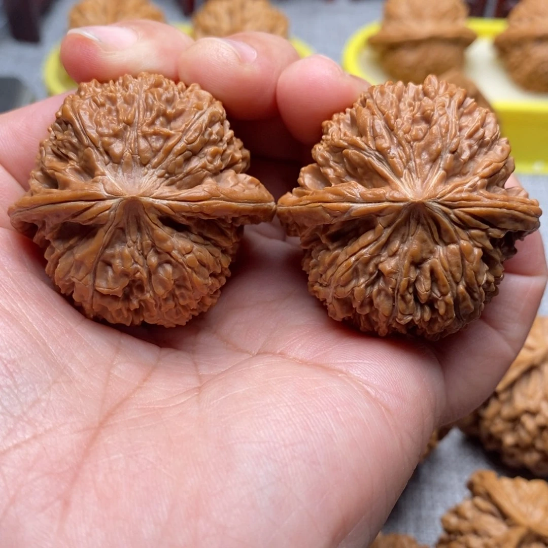 文玩核桃把件137狮子头精品