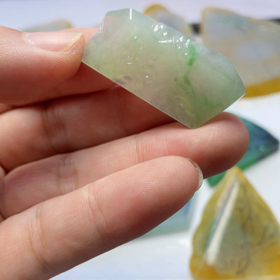 刘***章定制翡翠未镶嵌翡翠定制