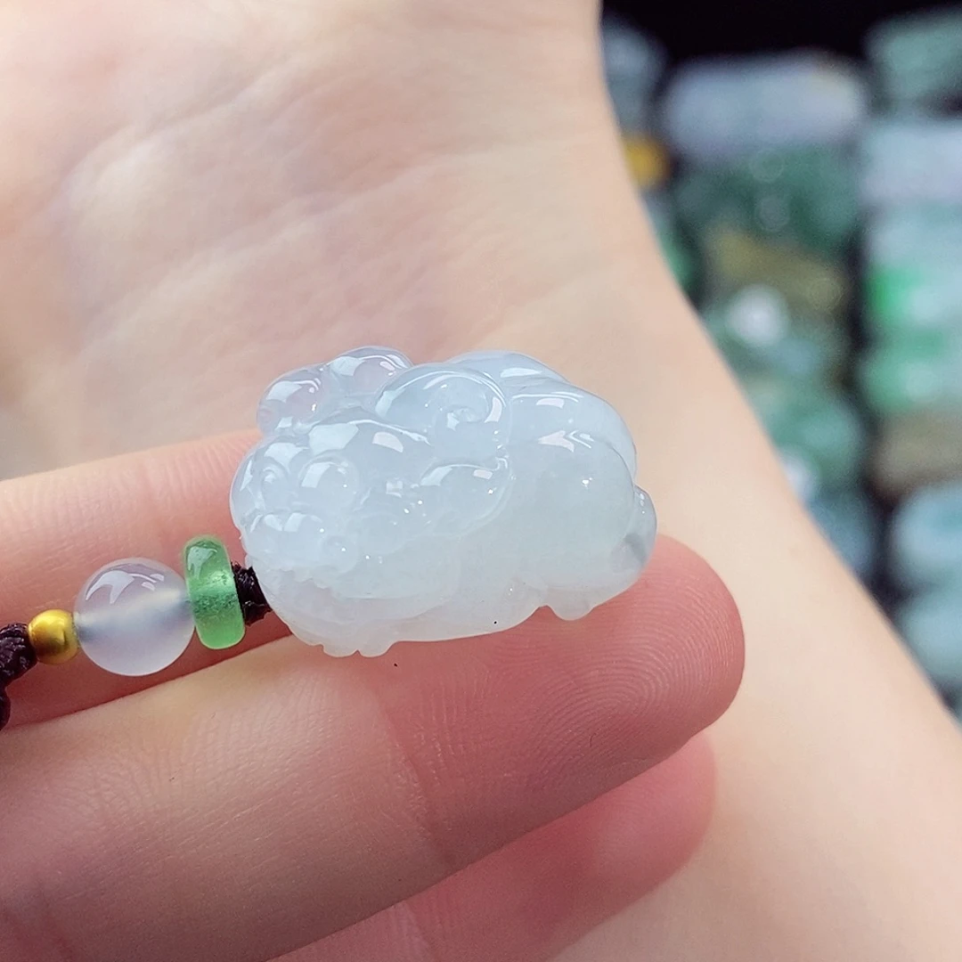 颈饰未镶嵌翡翠天然