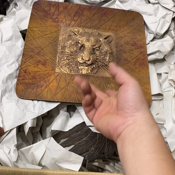 绿***山中古品有微瑕，谨慎入手