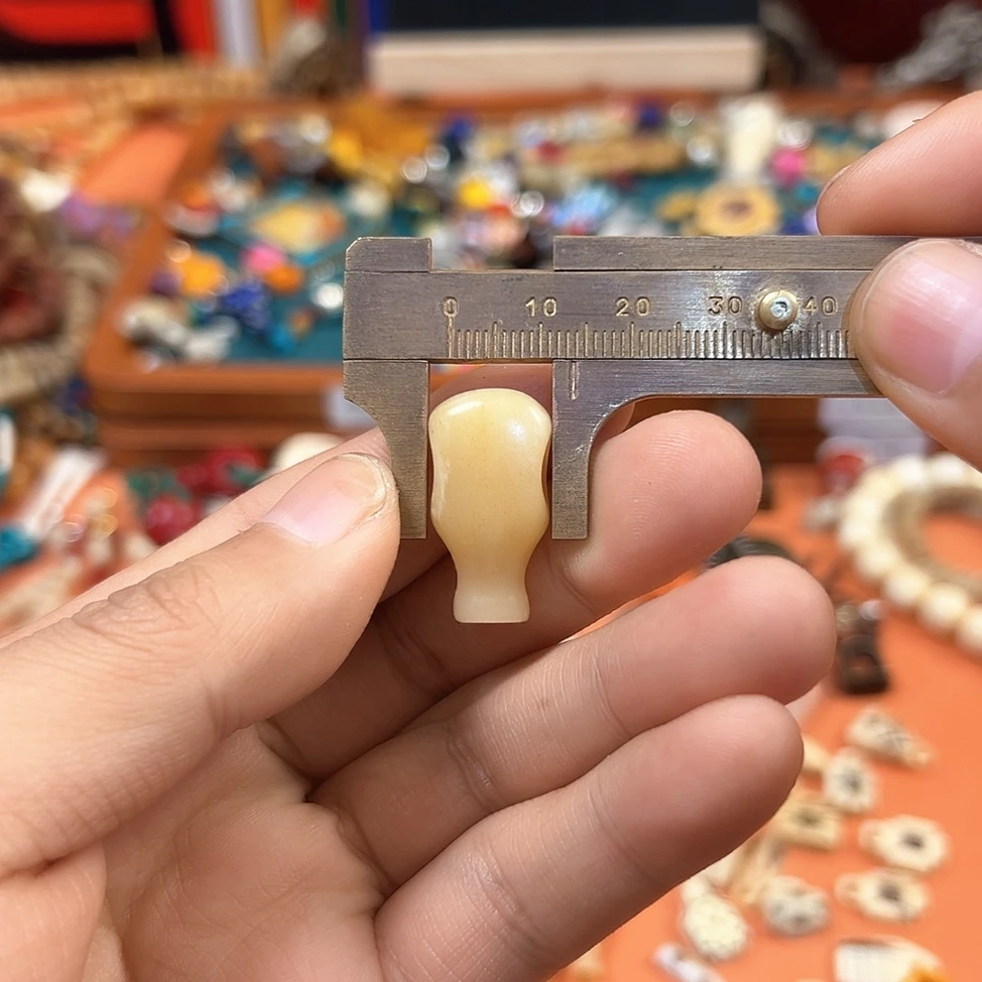 琉璃成品玛吉阿米藏式臻品直播间