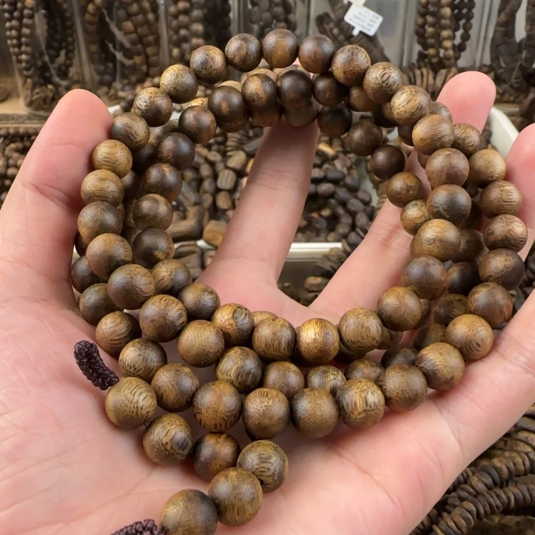 手串沉香路****亮奇楠手串24.9克卡08