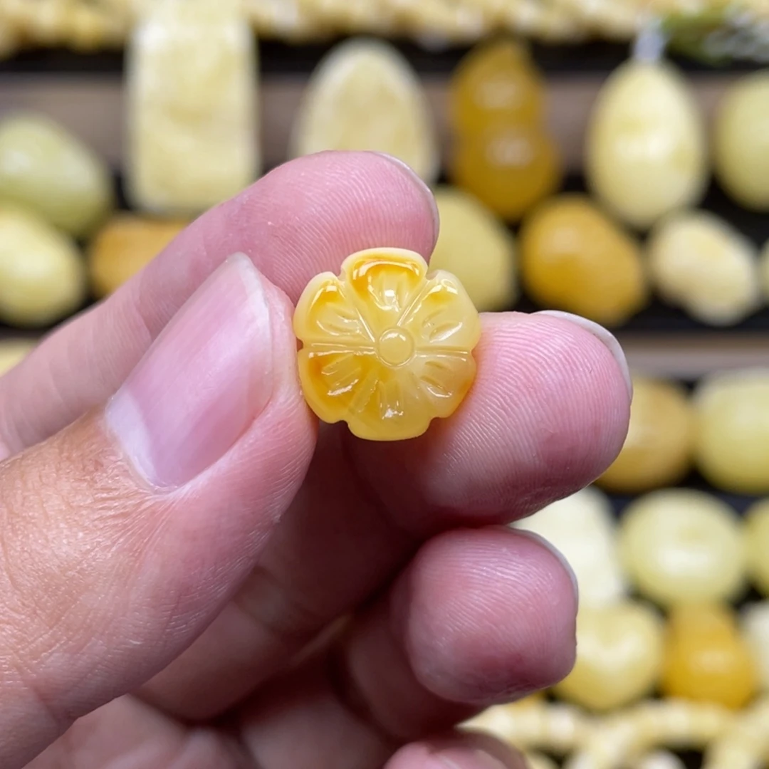 琥珀未镶嵌裸石琥珀蜜蜡