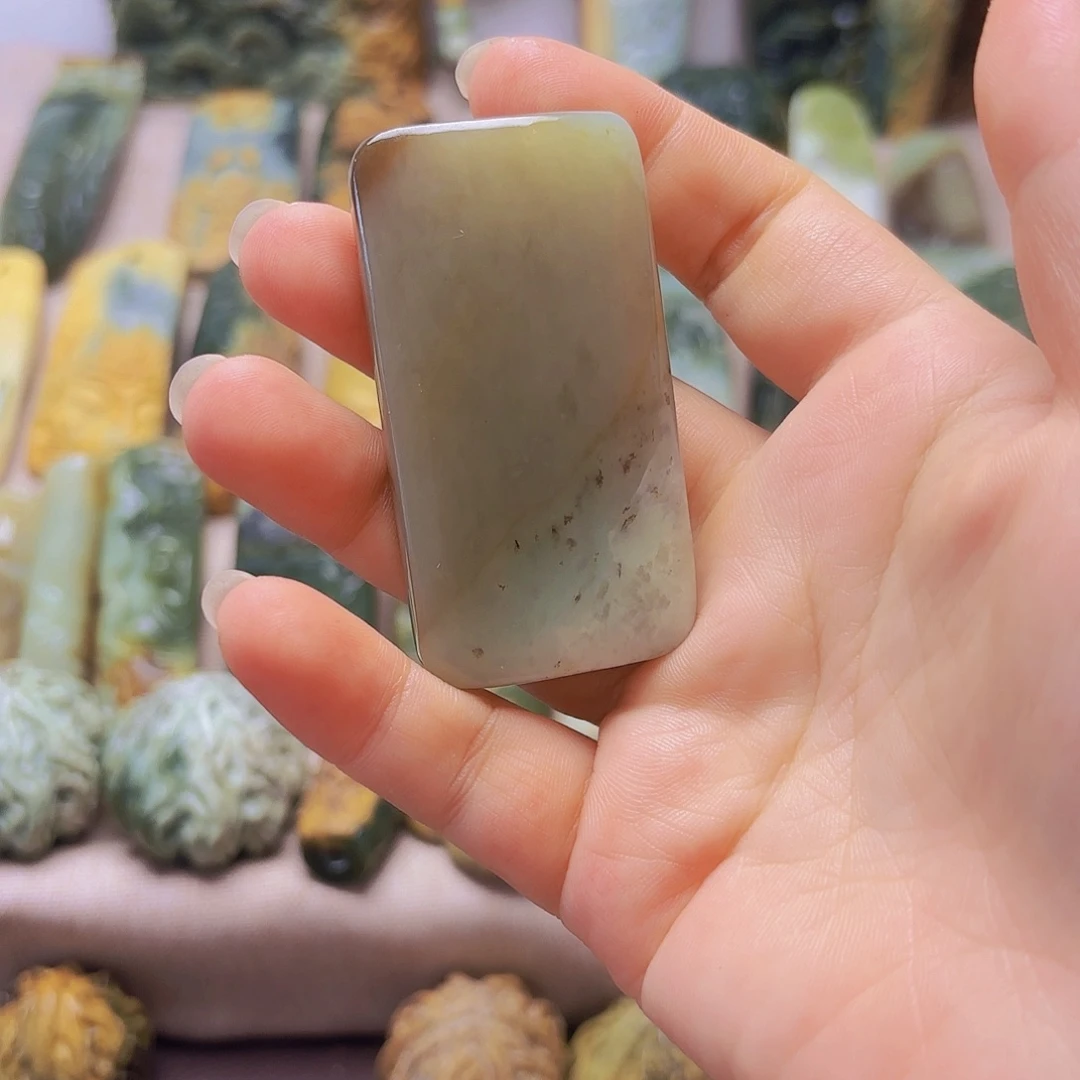 岫岩河磨玉（透闪石质玉）未镶嵌挂件