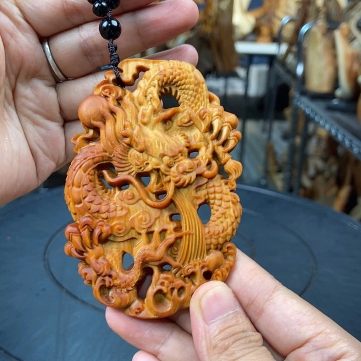 柏木（崖柏）手把件龙牌