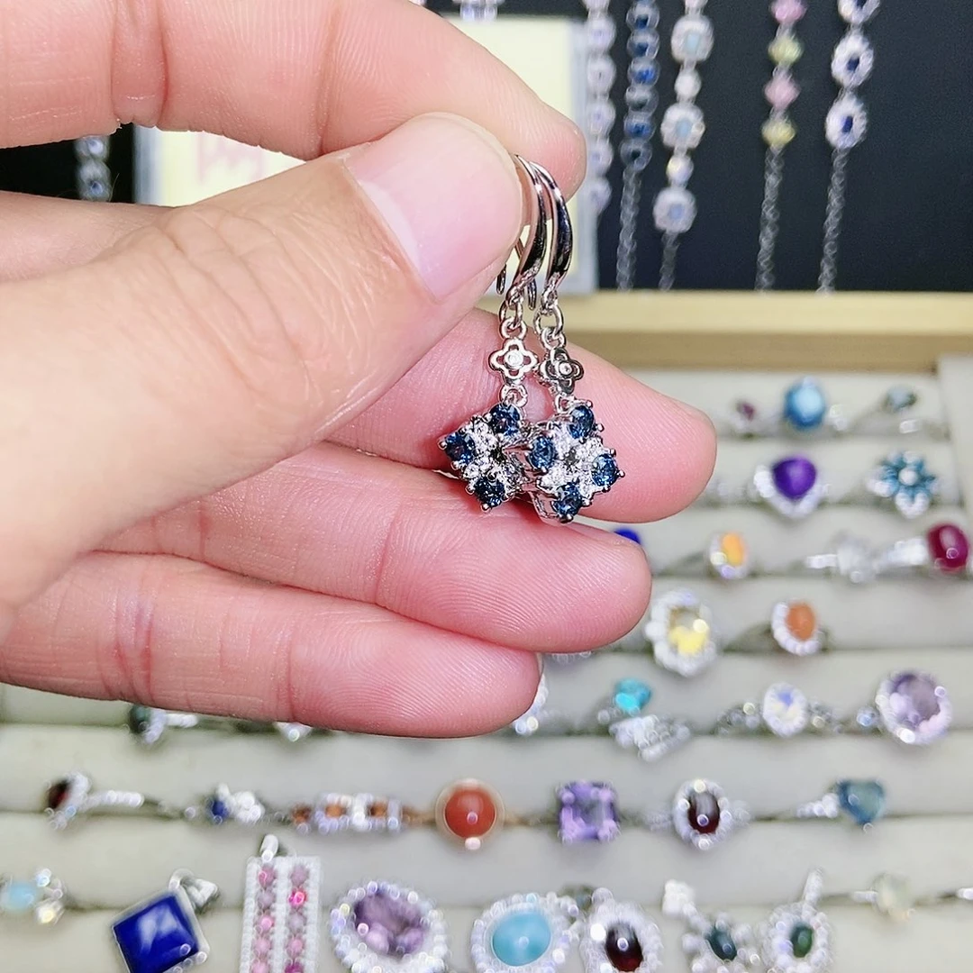 【闪购商品】未镶嵌托帕石耳饰