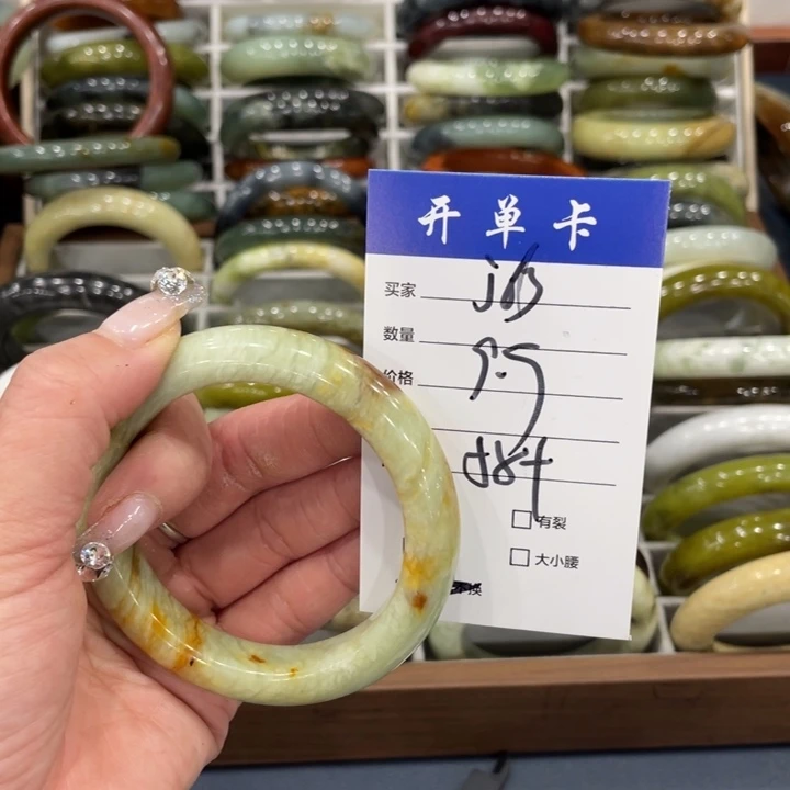 未镶嵌蛇纹石玉手镯