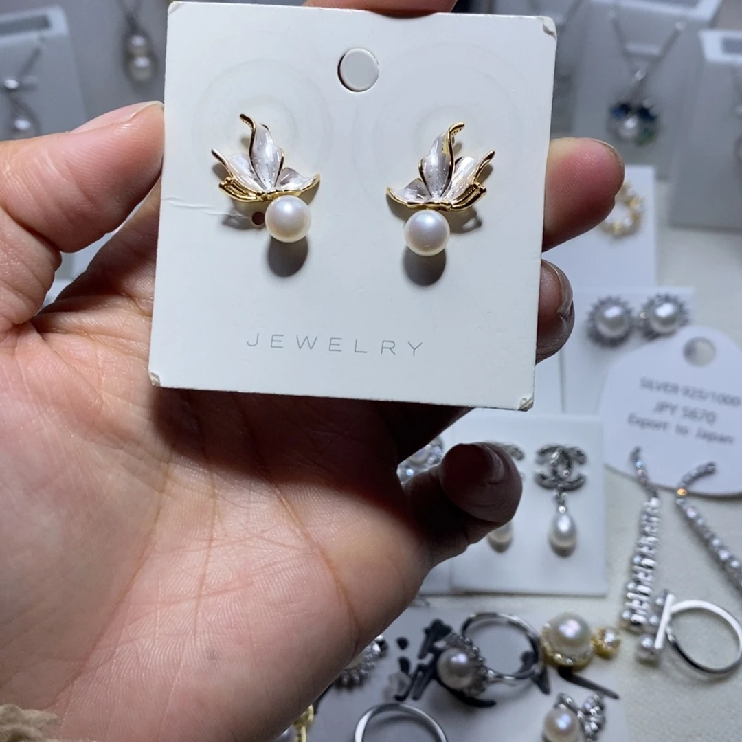 未镶嵌耳饰淡水珍珠