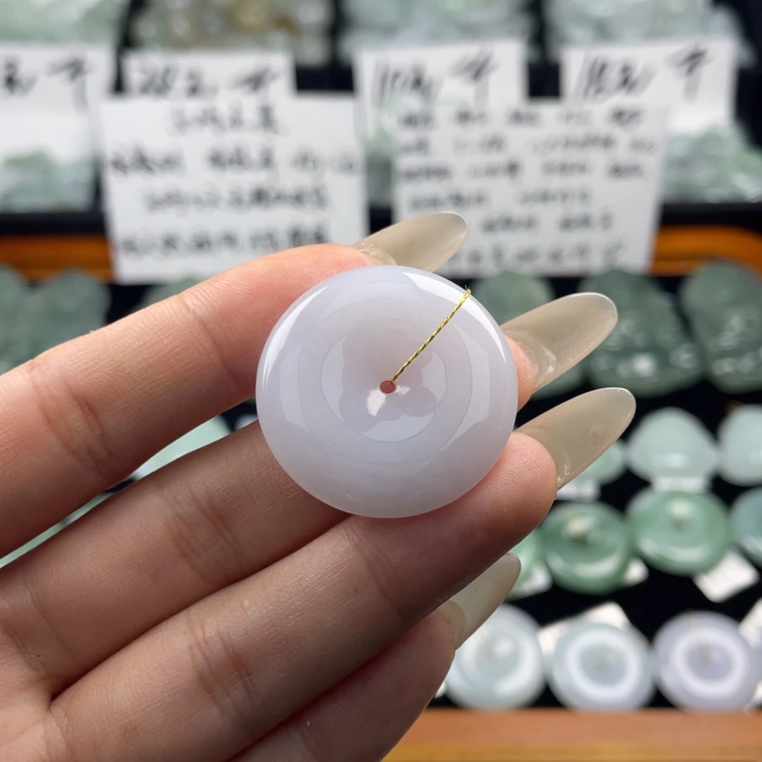颈饰未镶嵌翡翠平安扣