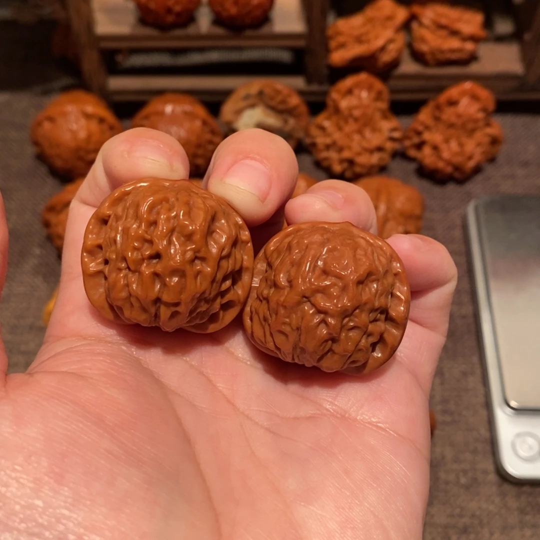 文玩核桃吊坠听**ღ石门元宝732