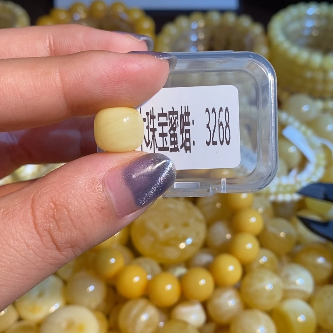琥珀未镶嵌珠宝奇石3268