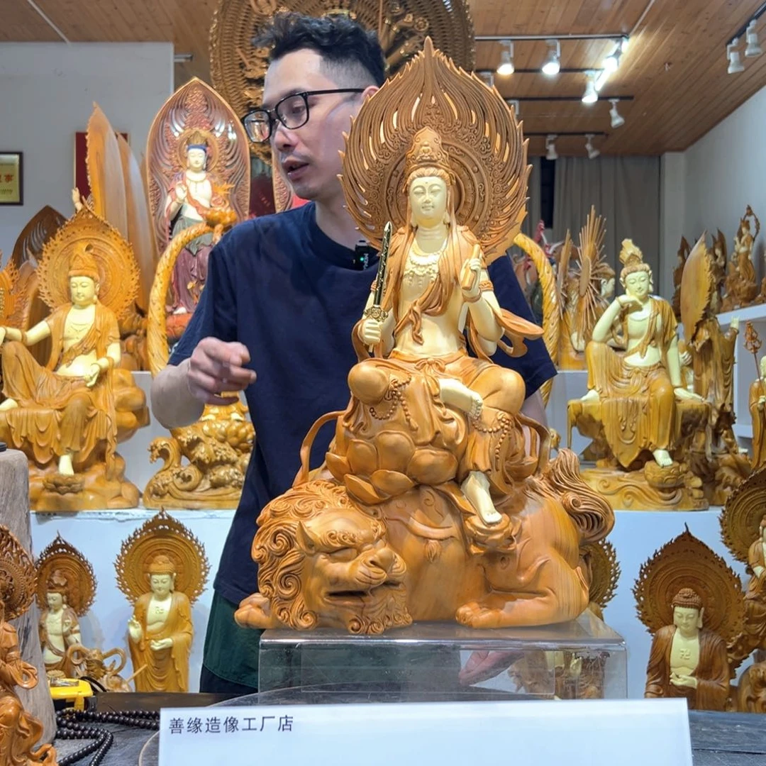 八***动香樟木请贵包退，只此一尊
