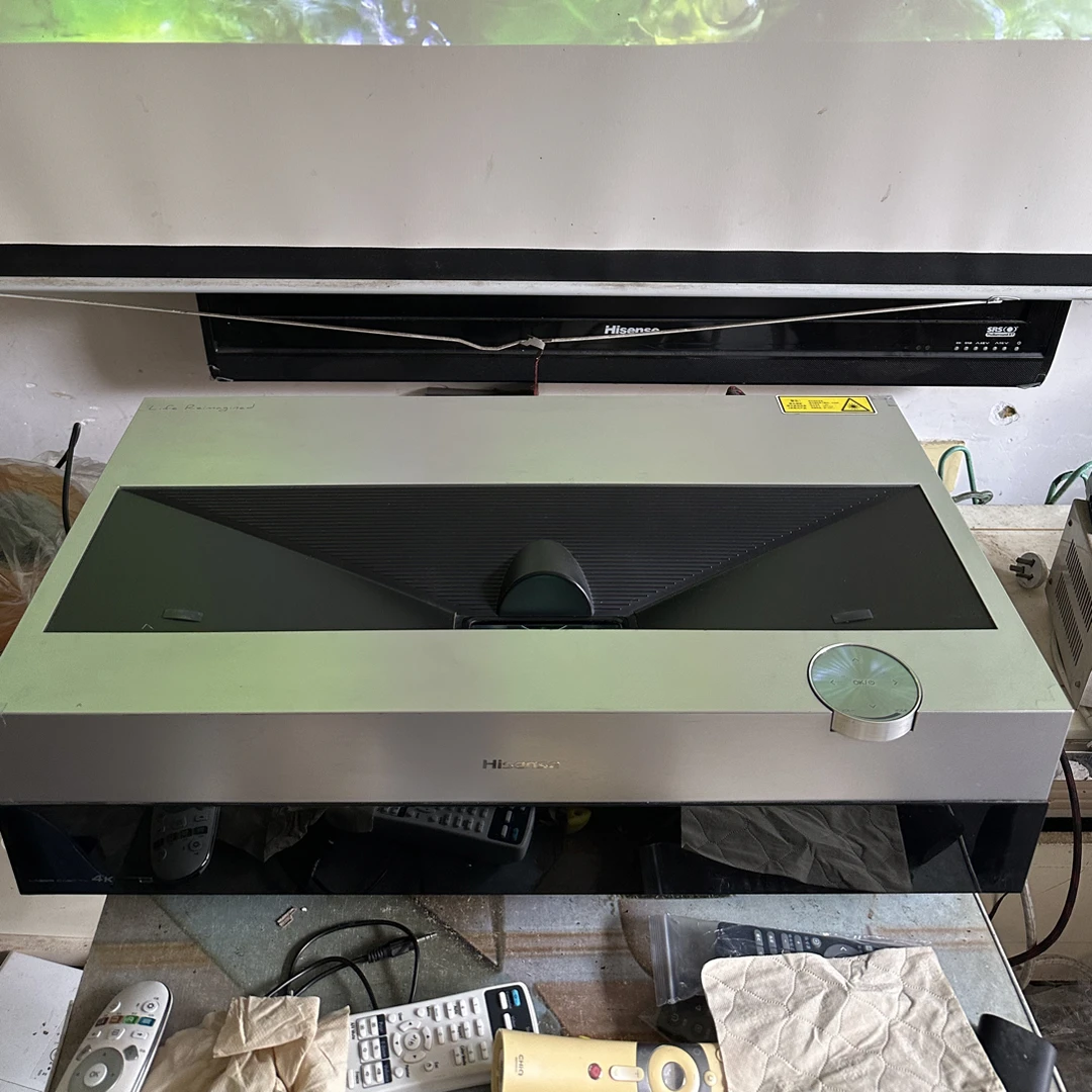 海信lt88k7900ua激光电视大芯片4k分辨率