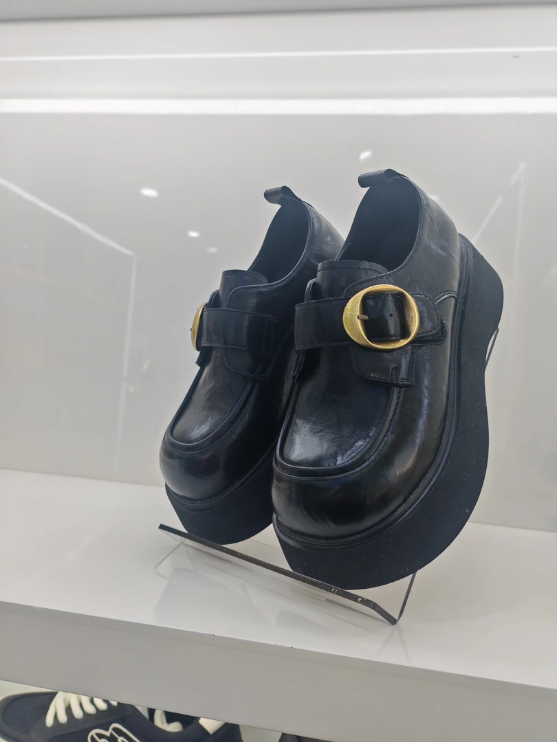 秋季英伦风乐福鞋高跟单鞋圆头百搭皮带扣厚底秋季