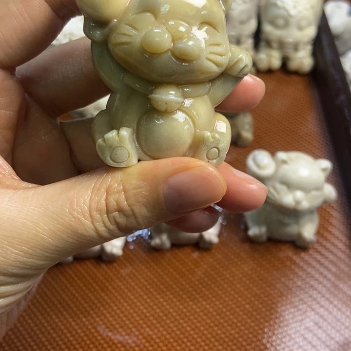 烟***客配饰鹿角雕刻一个出