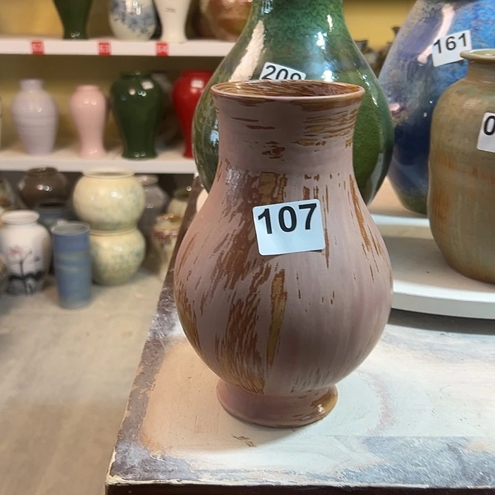 A***力花瓶白泥高23口8。107